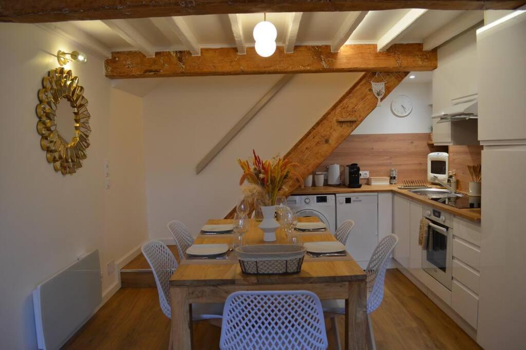Charmant Appartement - Proche Chateau Cite Carcassonne Exterior foto